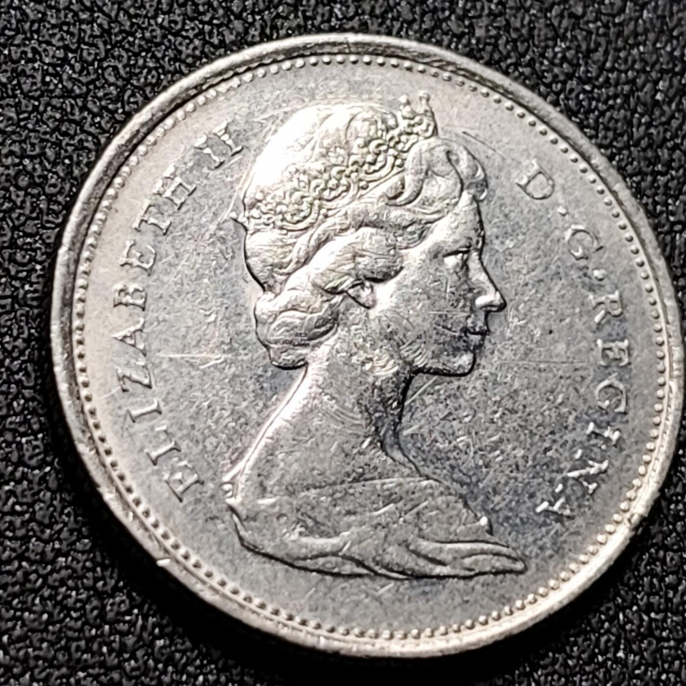 泉币菌-第143场-精品福利场 高币值 加拿大1971年1/4加拿大元 伊丽莎白二世 驯鹿 24mm