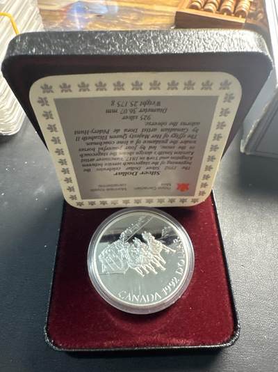 ❤️【币观天下】❤️ 第334期钱币拍卖- 2025.12.12周五晚上6点半场-长期征集拍品 - 加拿大圣诞雪橇驷马难追银币(重25.15克，含银925，直径36mm，带盒证)