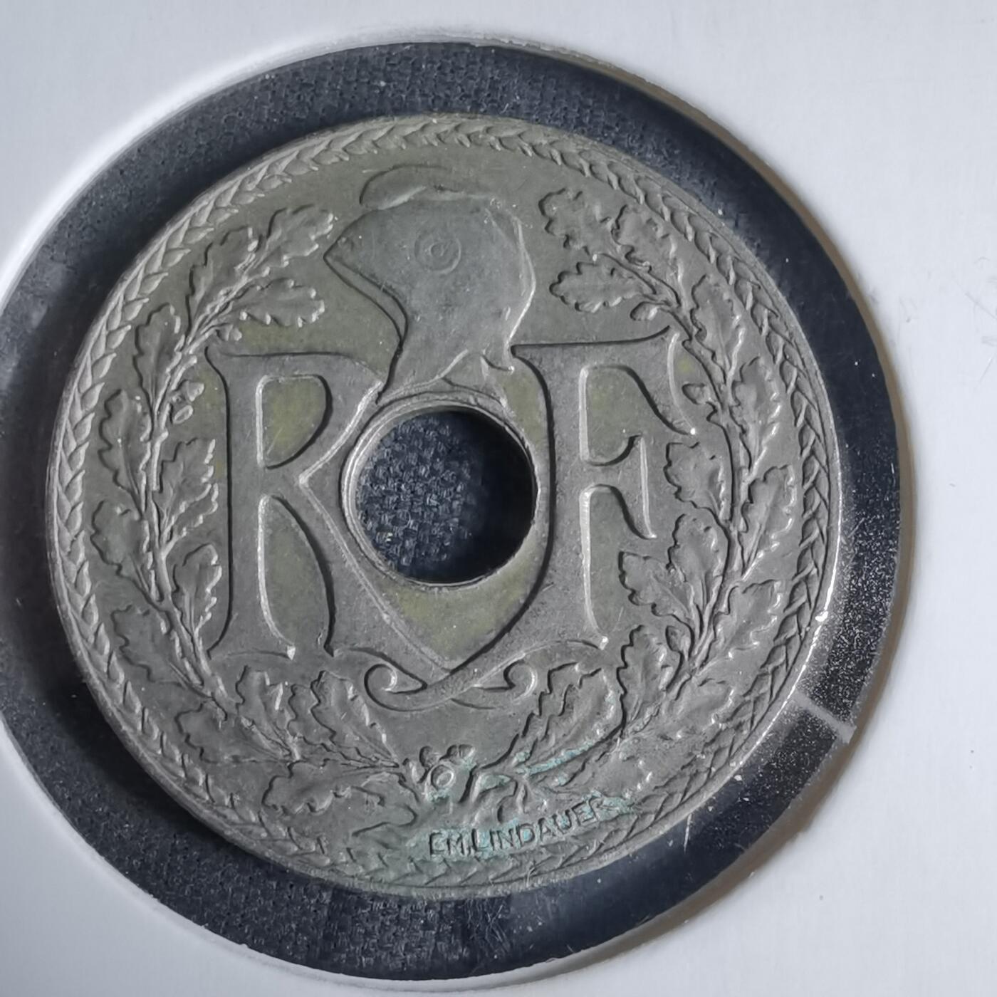 沼泽如烟--第927场 法国1933年25分