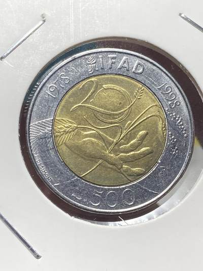 2025年第一百三十五场(总第一百六十一场）外国好品纸夹散币场(免佣金) - 意大利🇮🇹1998单年份500里拉(FAO，国际农业发展基金20周年纪念币)