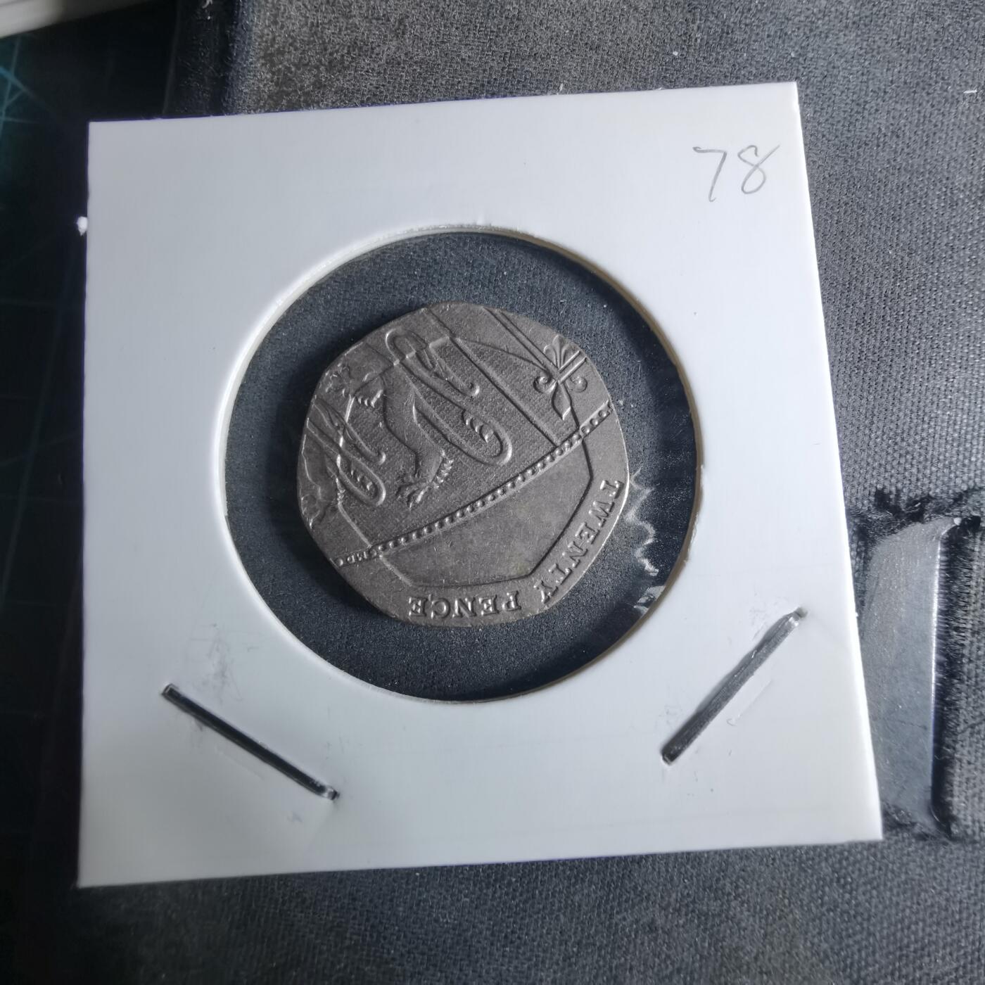 沼泽如烟--第926场 英国2015年20便士