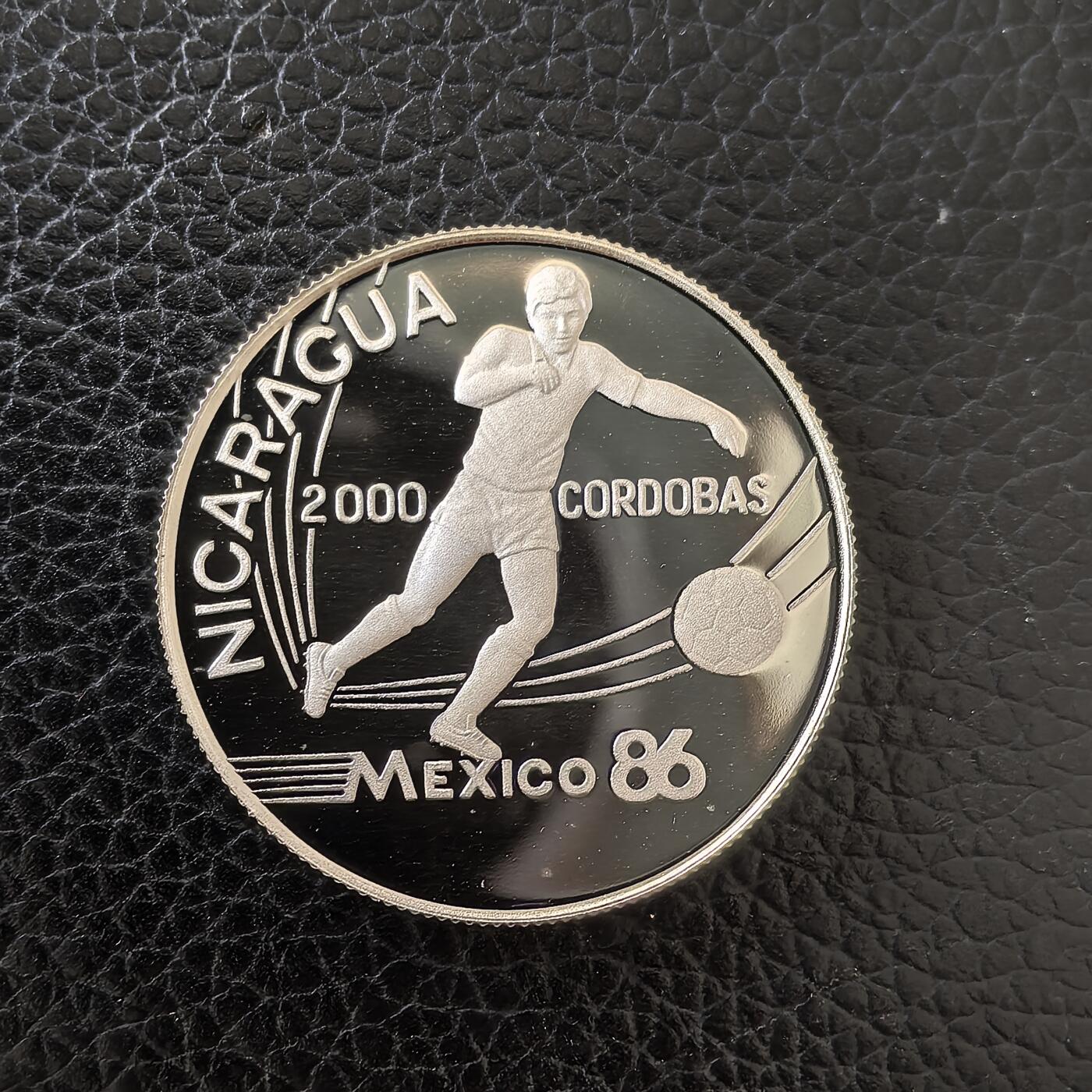 道一币馆币章第一百五十九场 尼加拉瓜1988年墨西哥世界杯2000科尔多瓦精制银币  16.6g 825S 5000