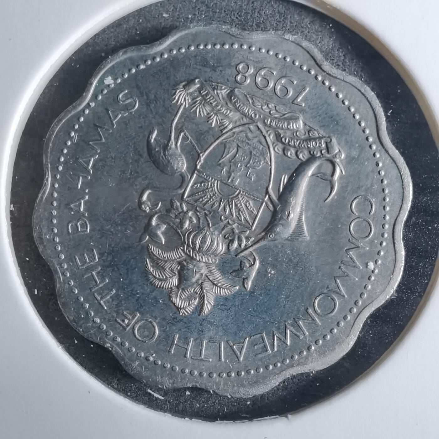 沼泽如烟--第926场 巴哈马1998年10分