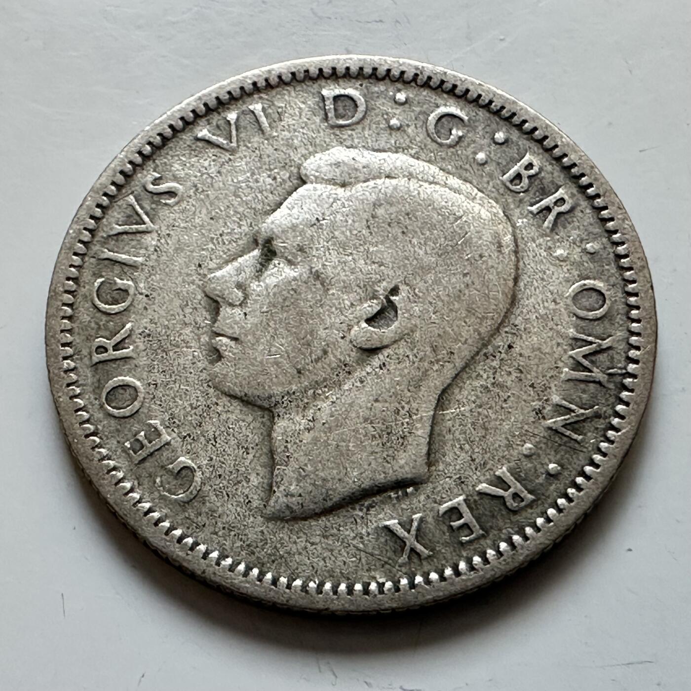 🌹外币初藏🌹🐯2025年第139场  每周二四六晚8️⃣点 接代拍 英国1946年6便士银币 b