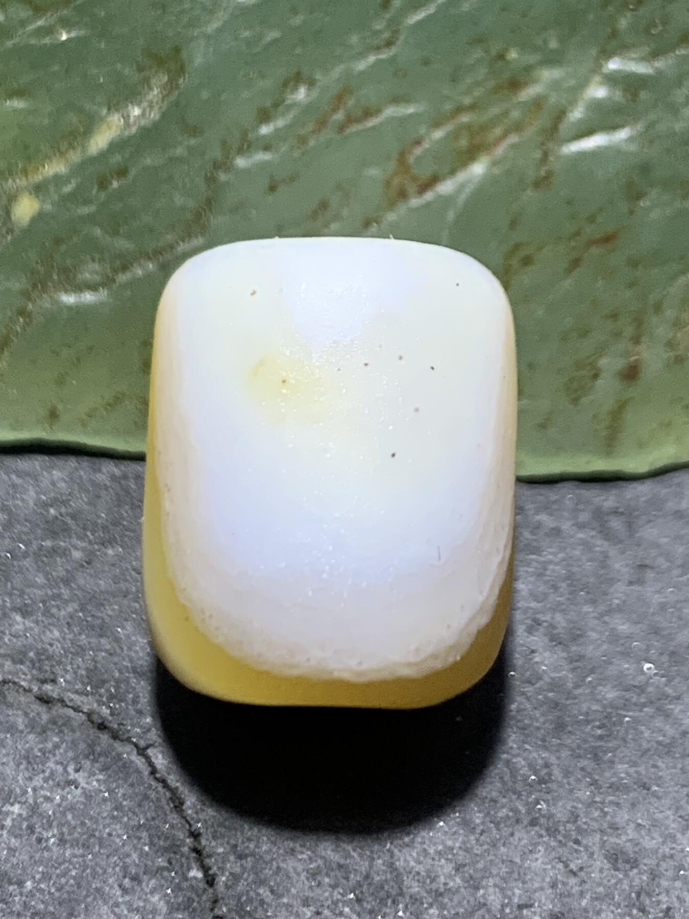 精美亚光高玉化海洋玉髓手工俏色巧雕甲壳虫直桶，桶珠一个！