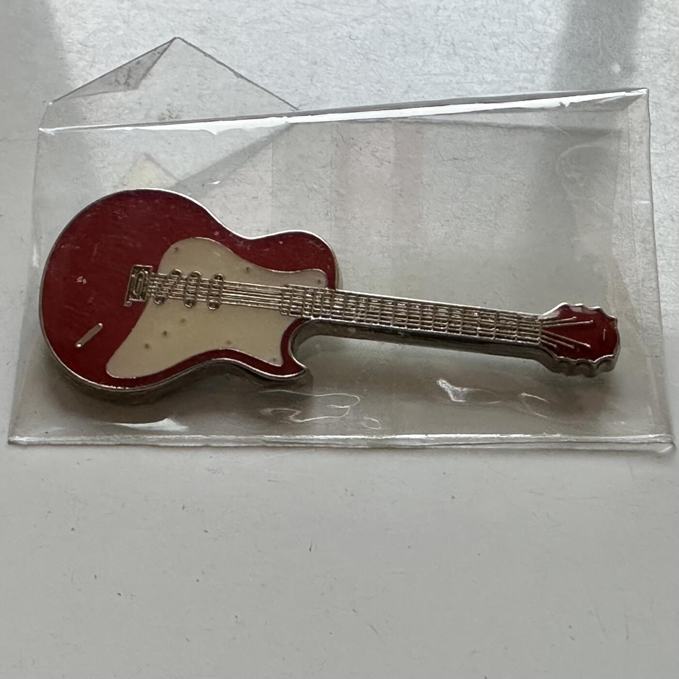 🌹外币初藏🌹🐯2025年第139场  每周二四六晚8️⃣点 接代拍 索马里2004年¥1吉他异形纪念币 少见