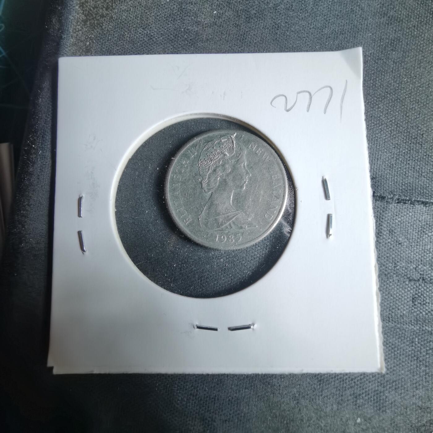 沼泽如烟--第927场 新西兰1985年五分加拿大版