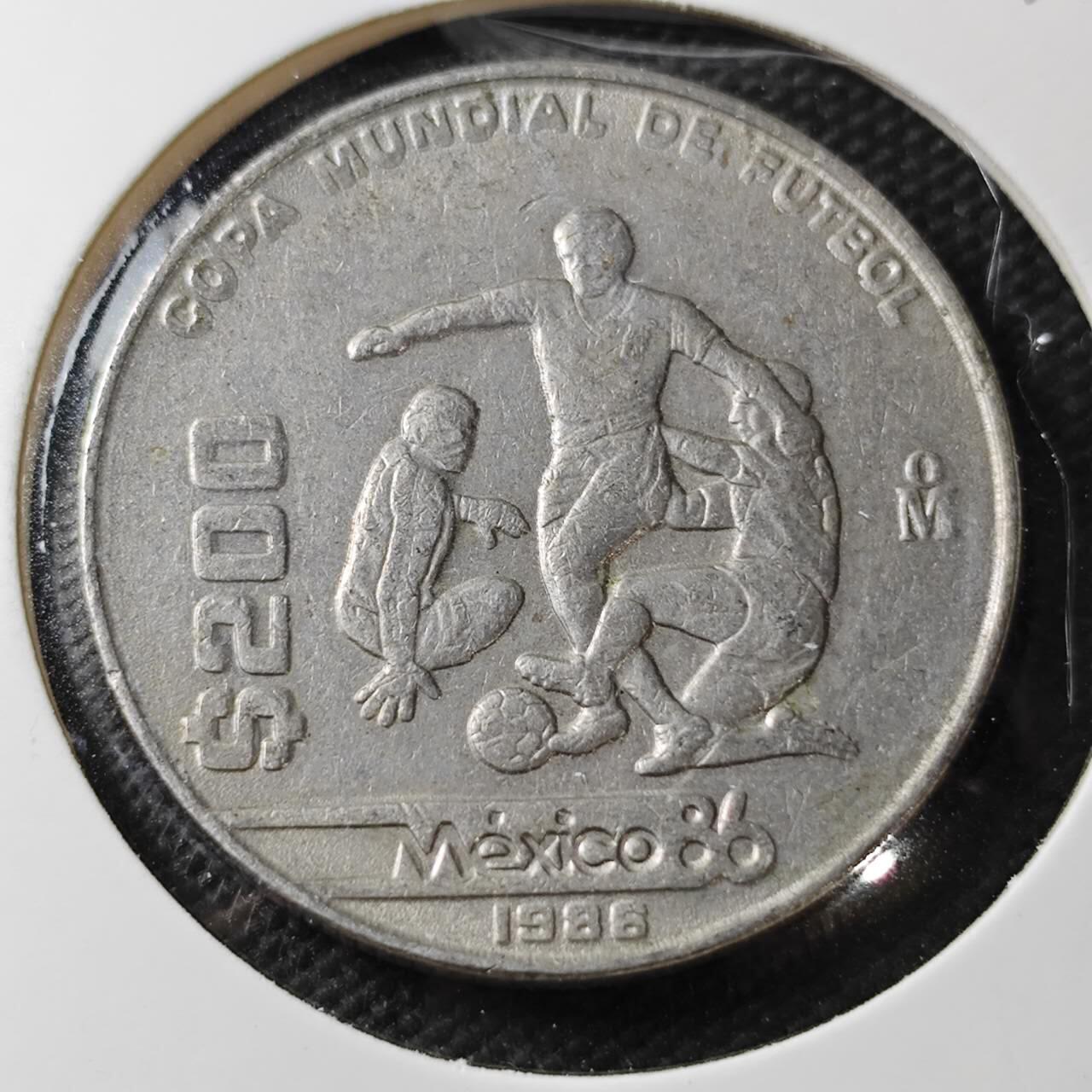 KK钱币收藏小铺 第377期  2月预留时间 周末发货  1986墨西哥200比索纪念币 世界杯纪念币