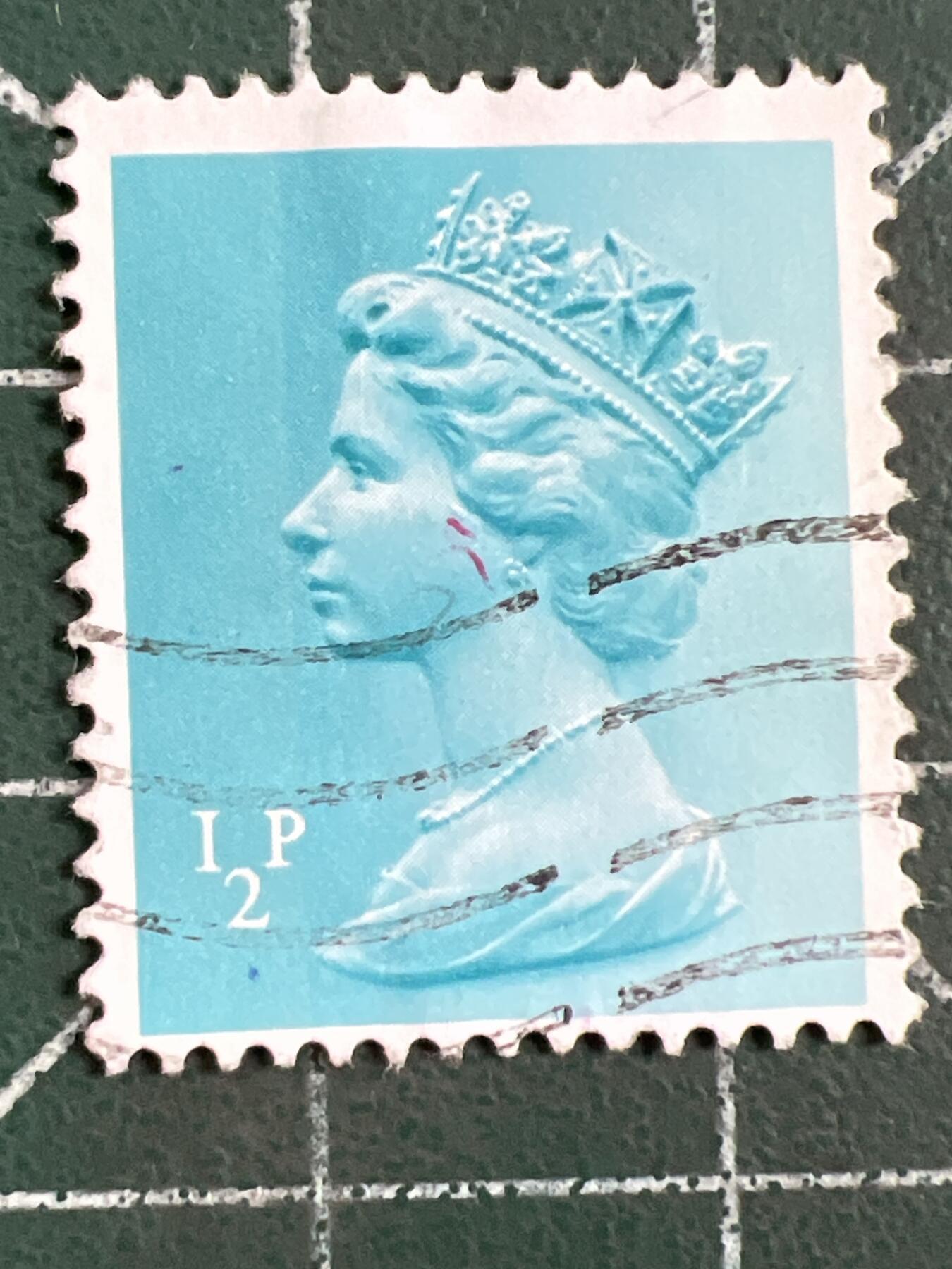 第1074 邮票专场 （无押金，捡漏，全场50包邮，偏远地区除外，接收代拍业务，本店十天发一次货） 英国女王邮票