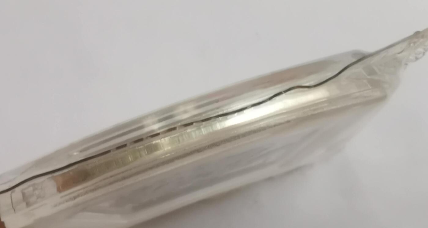 巨藏钱币第七期硬币场12月12号20点开拍 中国2004年生肖扇形狗10元1盎司银币原封裸币