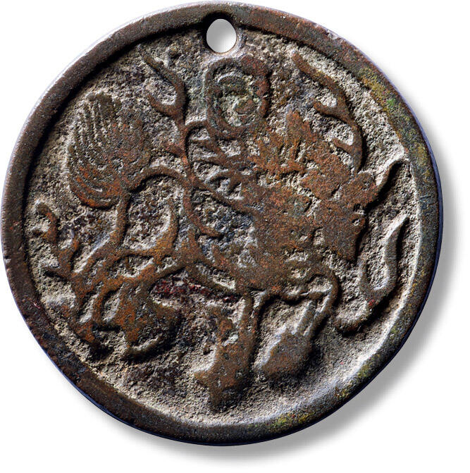 上海匡时2025年秋季拍卖会 中国历代钱币 铜镜专场 清麒麟送子小手镜一枚 清麒麟送子小手镜一枚，直径：44.3mm，厚：2.1mm，重量：19.7g