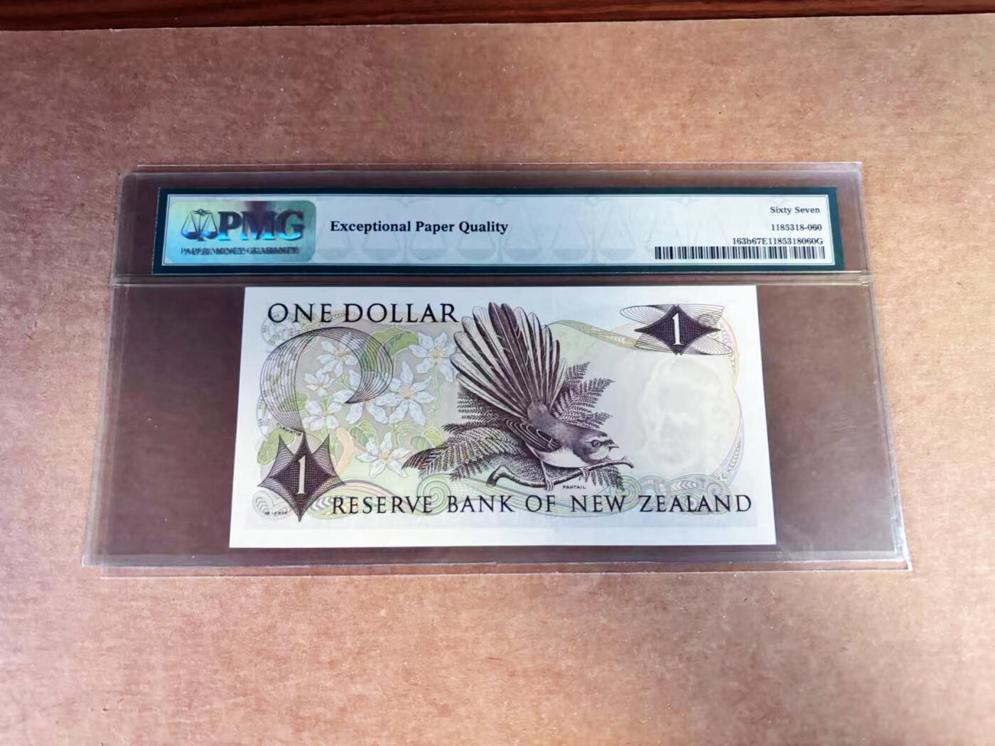 【Blue Auction】世界纸币精拍第760期——18级TOP拍卖/信誉/品质/专业/高效💫 新西兰 1968-75年1元 高冠女王 PMG67EPQ 