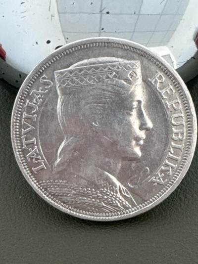 ❤️【币观天下】❤️ 第334期钱币拍卖- 2025.12.12周五晚上6点半场-长期征集拍品 - 拉脱维亚1931年5拉特女神银币