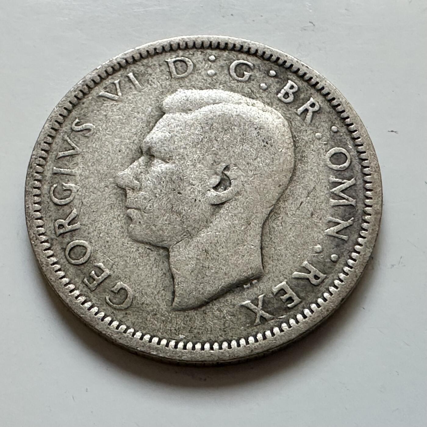 🌹外币初藏🌹🐯2025年第139场  每周二四六晚8️⃣点 接代拍 英国1944年6便士银币 c