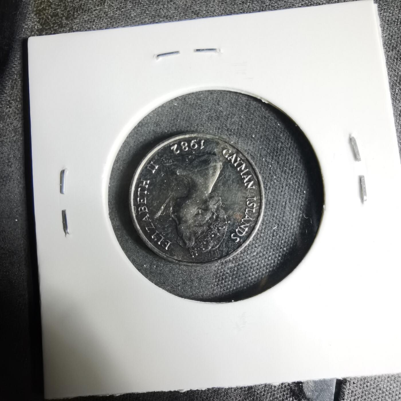 沼泽如烟--第927场 开曼1982年五分