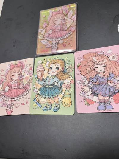 卡牌限时026期专场（20日晚22点截拍） - 小花瓣-美好生活-亚克力1个+3张卡总计四张