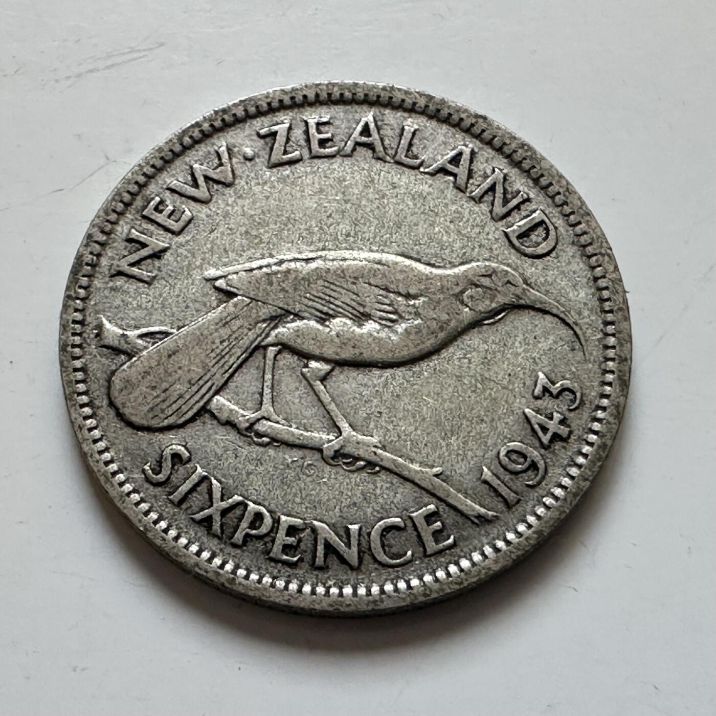 🌹外币初藏🌹🐯2025年第139场  每周二四六晚8️⃣点 接代拍 新西兰1943年6便士银币