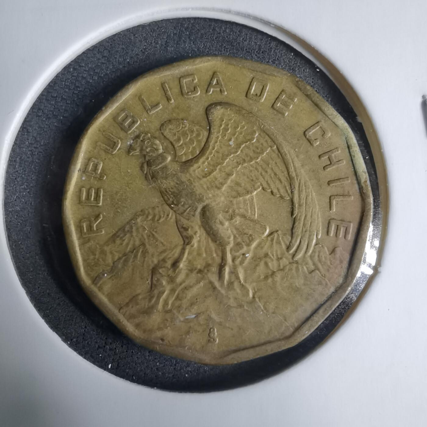 沼泽如烟--第927场 智利1975年100埃斯库多