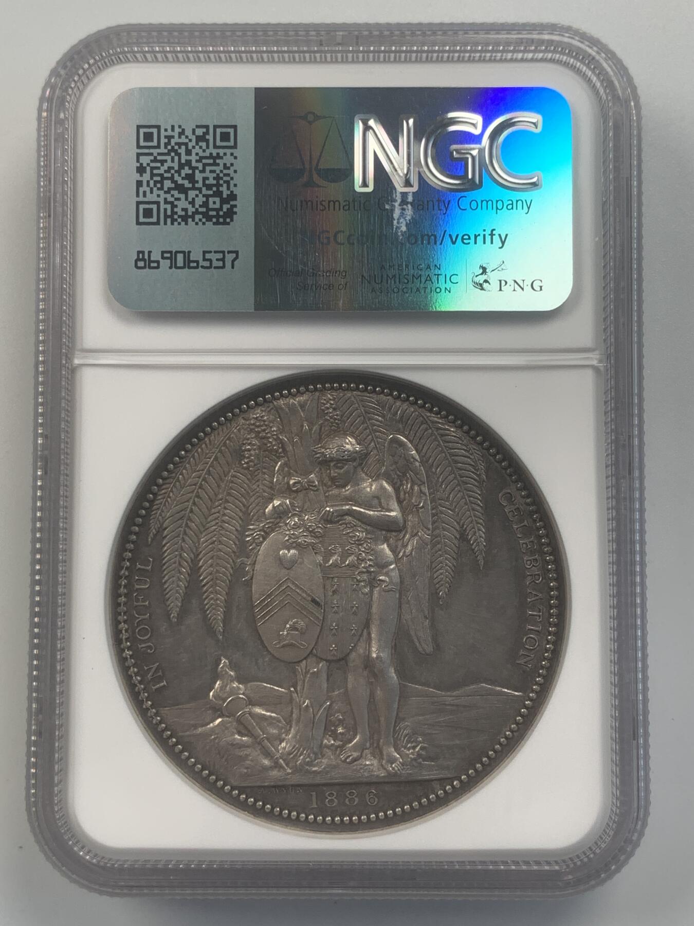 掌中浮雕-藏着的欧洲第045场 NGC MS64 : 1886年银行家查尔斯.弗雷德里克.胡特和弗朗斯.卡罗琳.马歇尔金婚纪念银章，45mm，BHM记录银章仅铸造15枚