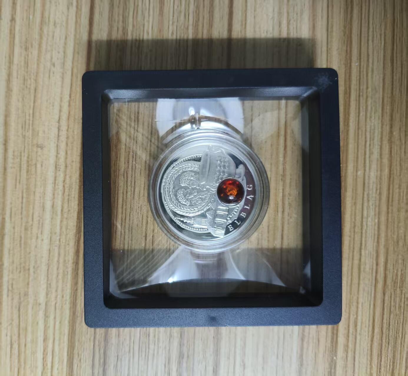 第184期拍卖 纽埃2011年，琥珀之路系列-埃尔布隆格(波兰). 镶嵌3D立体大颗粒琥珀、精制纪念银币. 盒证全. 实物更漂亮. 国外售价129美元