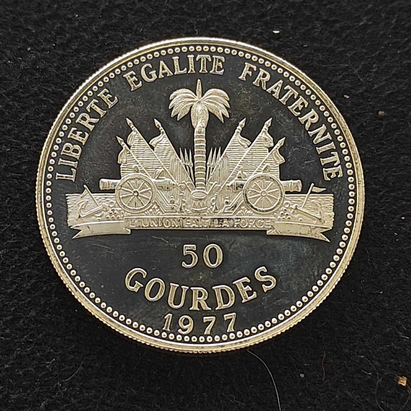 【全场包邮】纯粹捡漏拍485场（免费代拍第22场） 【少见】海地1977年50古德莫斯科奥运会（31.5毫米21.5克）精制纪念银币-量3720