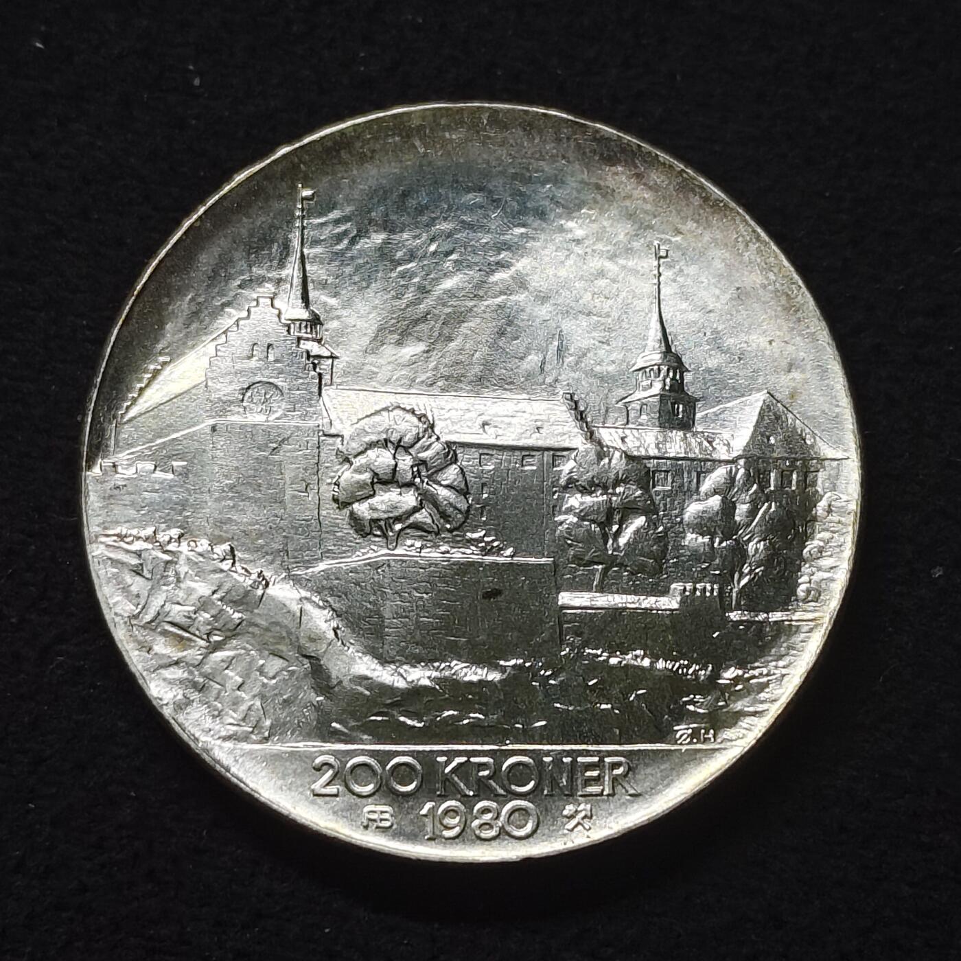 【全场包邮】纯粹捡漏拍485场（免费代拍第22场） 挪威1980年200克朗解放35周年（36毫米26.8克）纪念银币