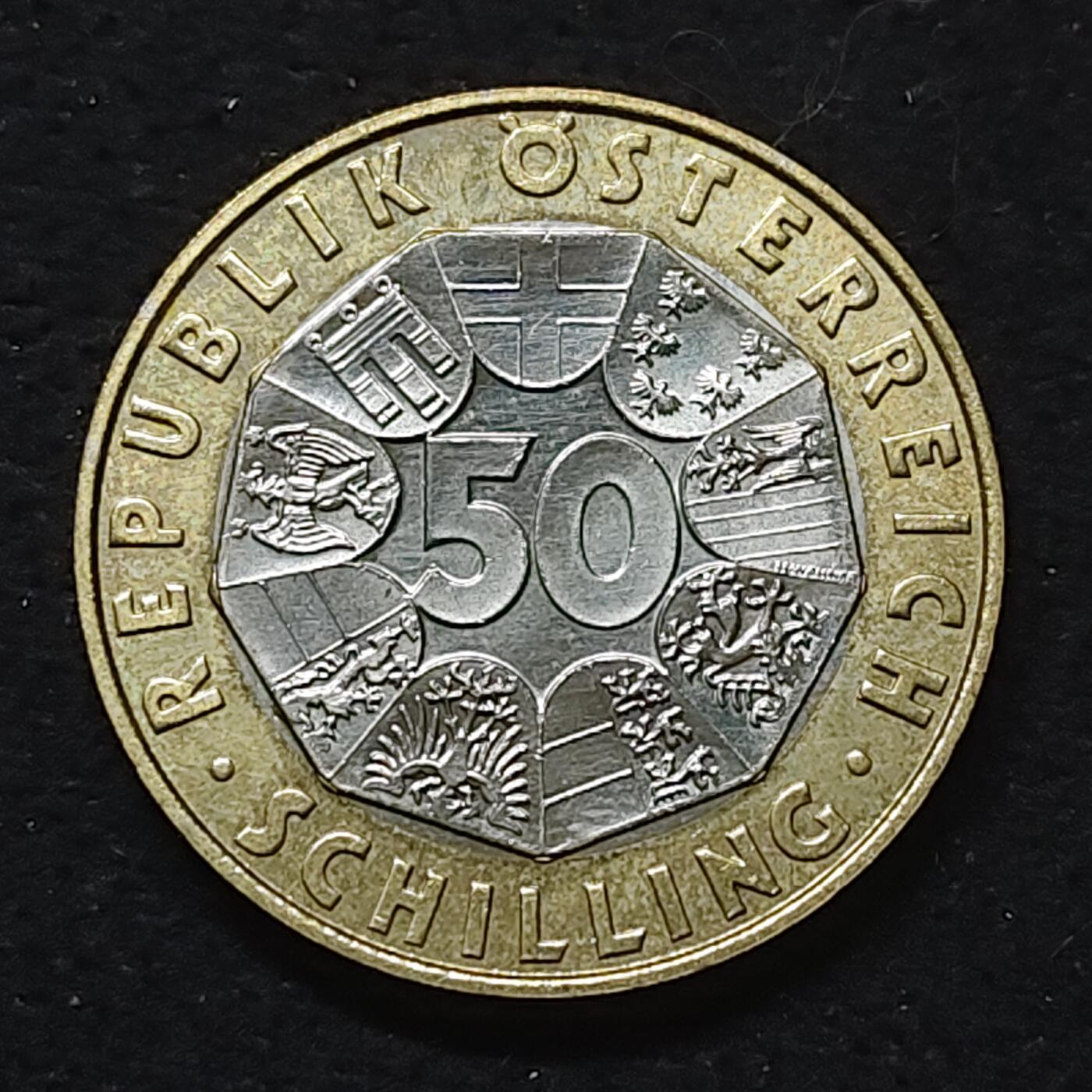 【全场包邮】纯粹捡漏拍484场（免费代拍第21场） 奥地利1996年50先令奥地利建国千年双色纪念币