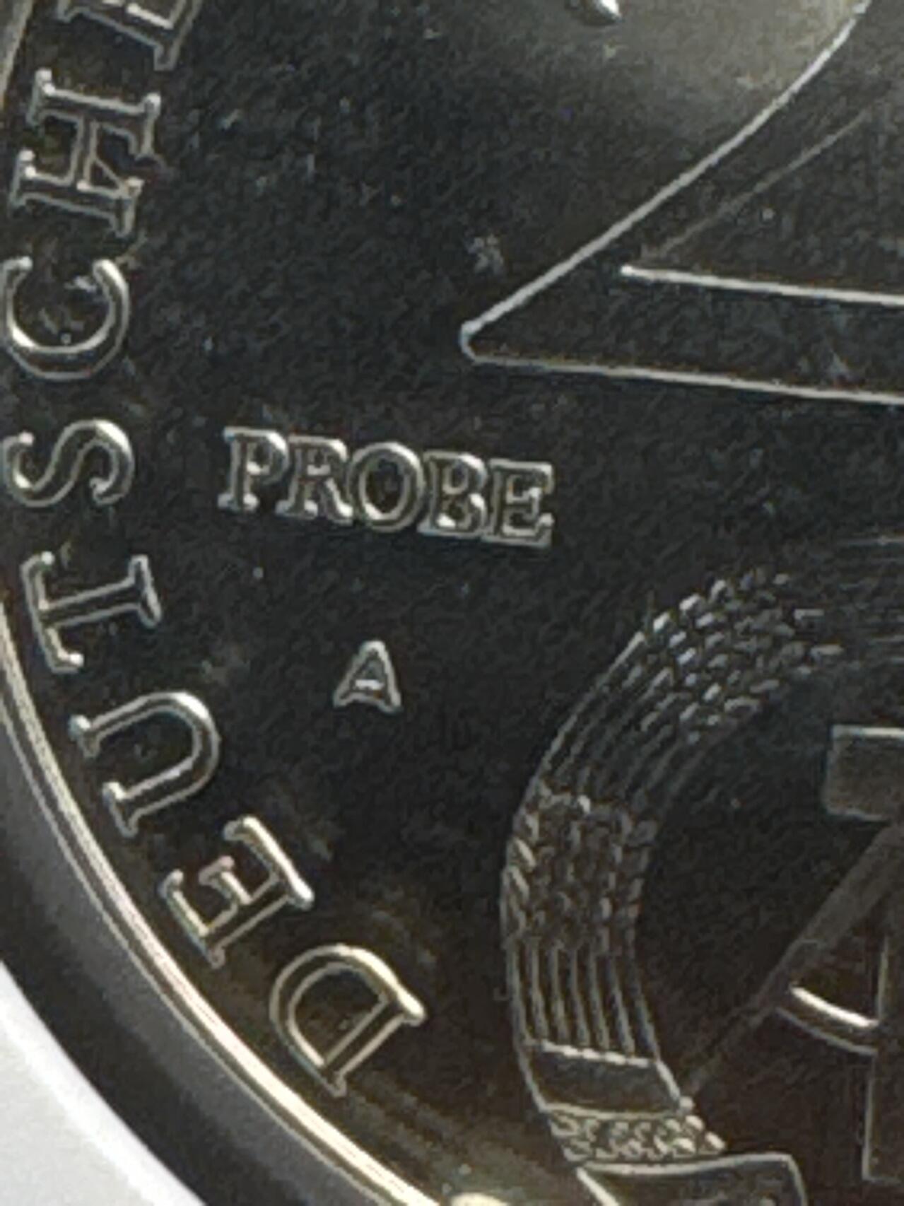 ❤️【币观天下】❤️ 第334期钱币拍卖- 2025.12.12周五晚上6点半场-长期征集拍品 东德1979年东德成立30周年20马克样币(印有PROBE字样)亚军分数淘宝价格3000元