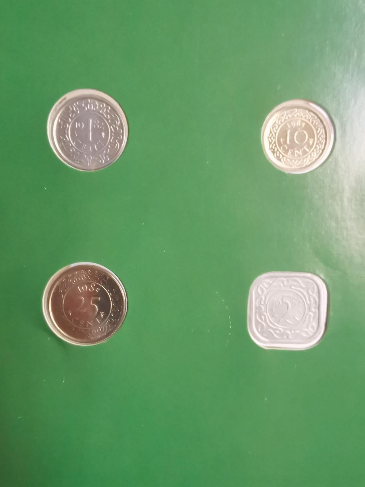 巨藏钱币第七期硬币场12月12号20点开拍 苏里南富兰克林邮币卡封装套币