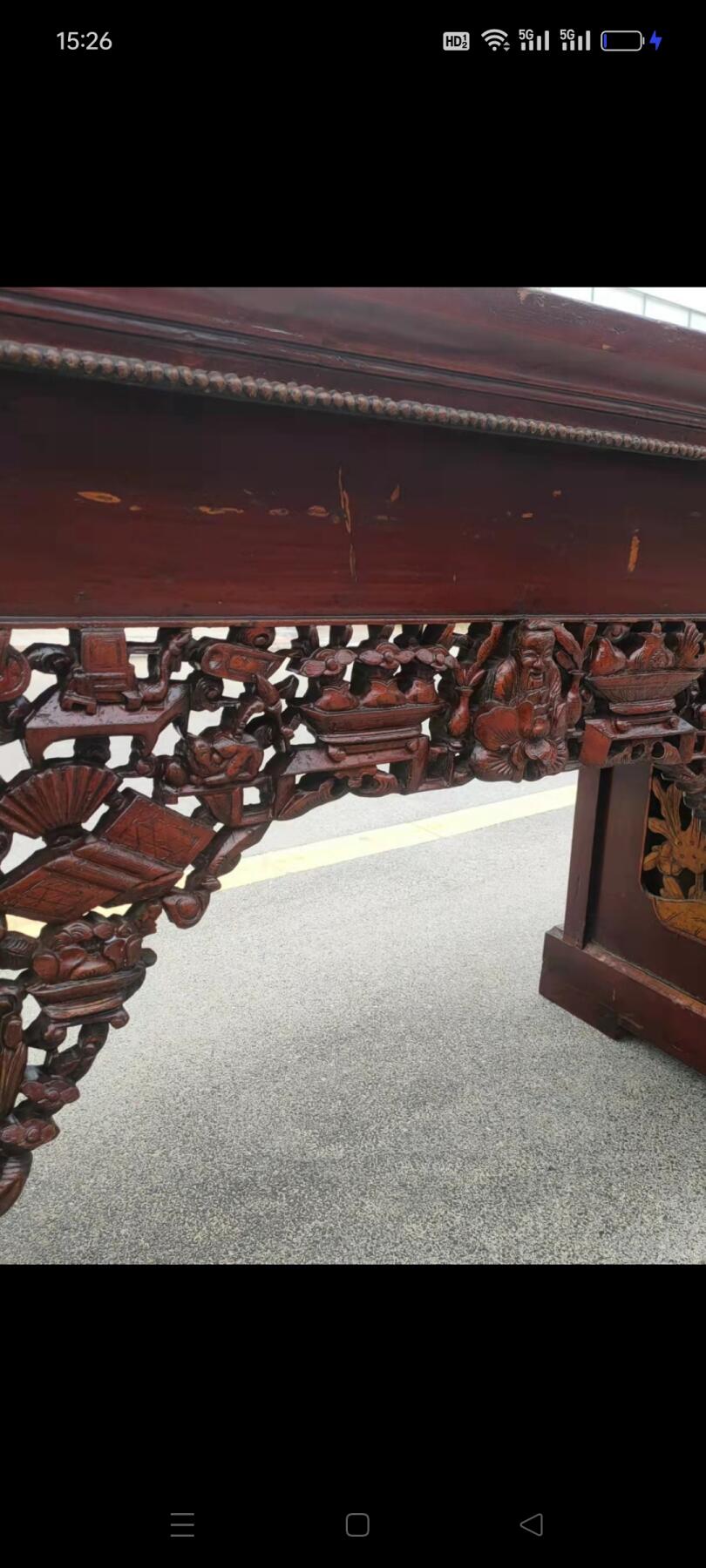 清代榉木高浮雕大供案，造型精美，刻工一流，保存完好，品相一流，非常难得少见，有很高的收藏价值，包老