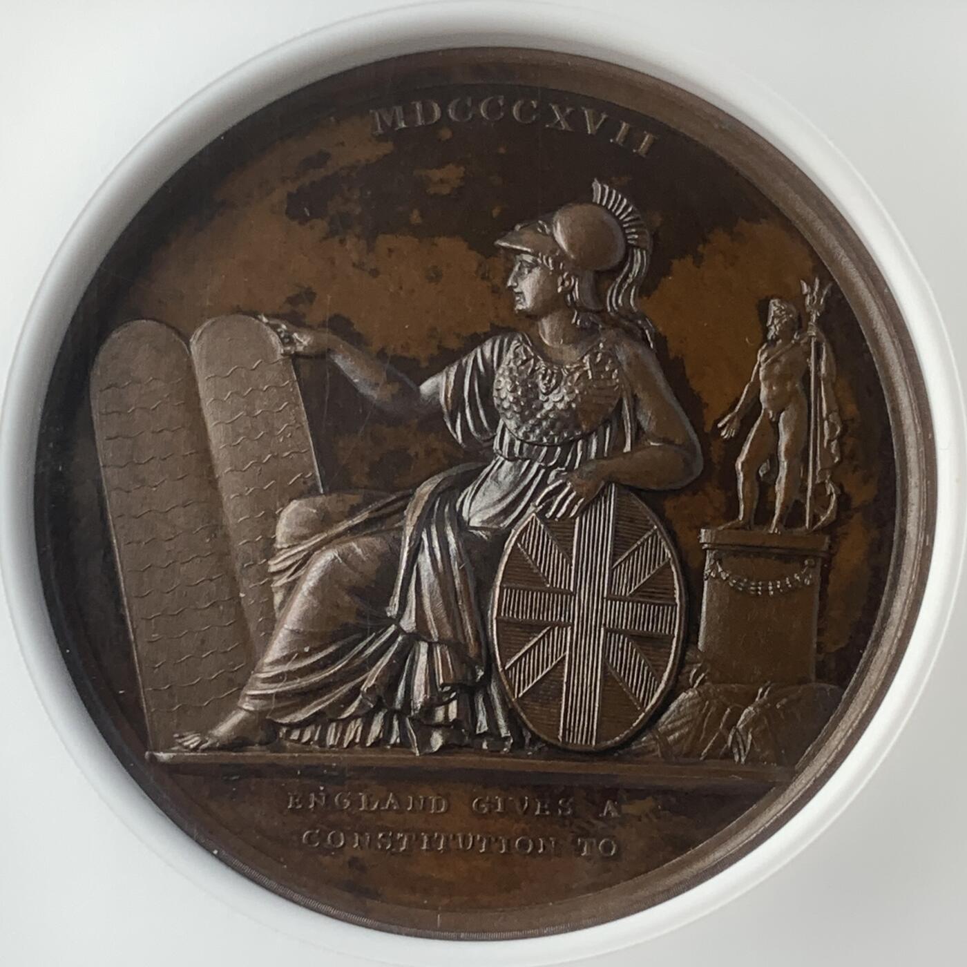 掌中浮雕-藏着的欧洲第045场 NGC MS62 : 1817年英属爱奥尼亚岛宪法铜章，  41mm