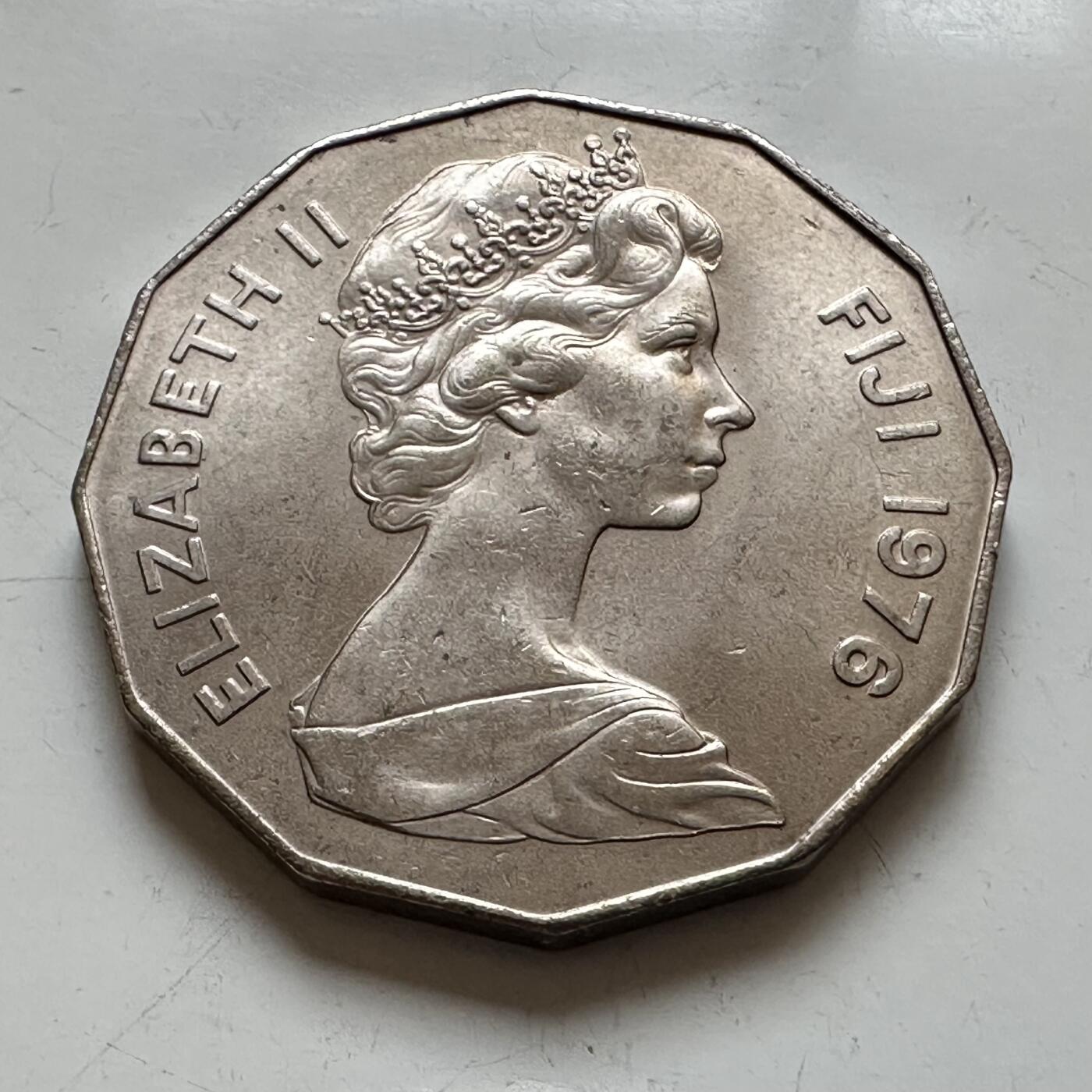 🌹外币初藏🌹🐯2025年第139场  每周二四六晚8️⃣点 接代拍 斐济1976年50分