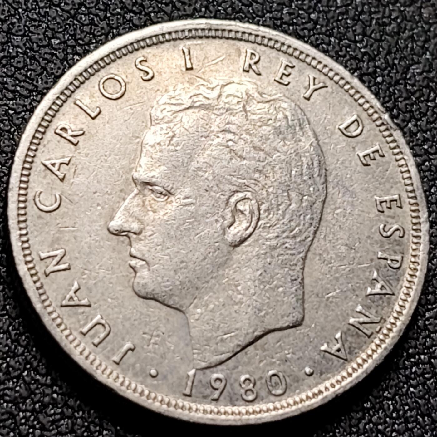 泉币菌-第143场-精品福利场 西班牙1980年5比塞塔 世界杯足球纪念币 铜镍23mm 