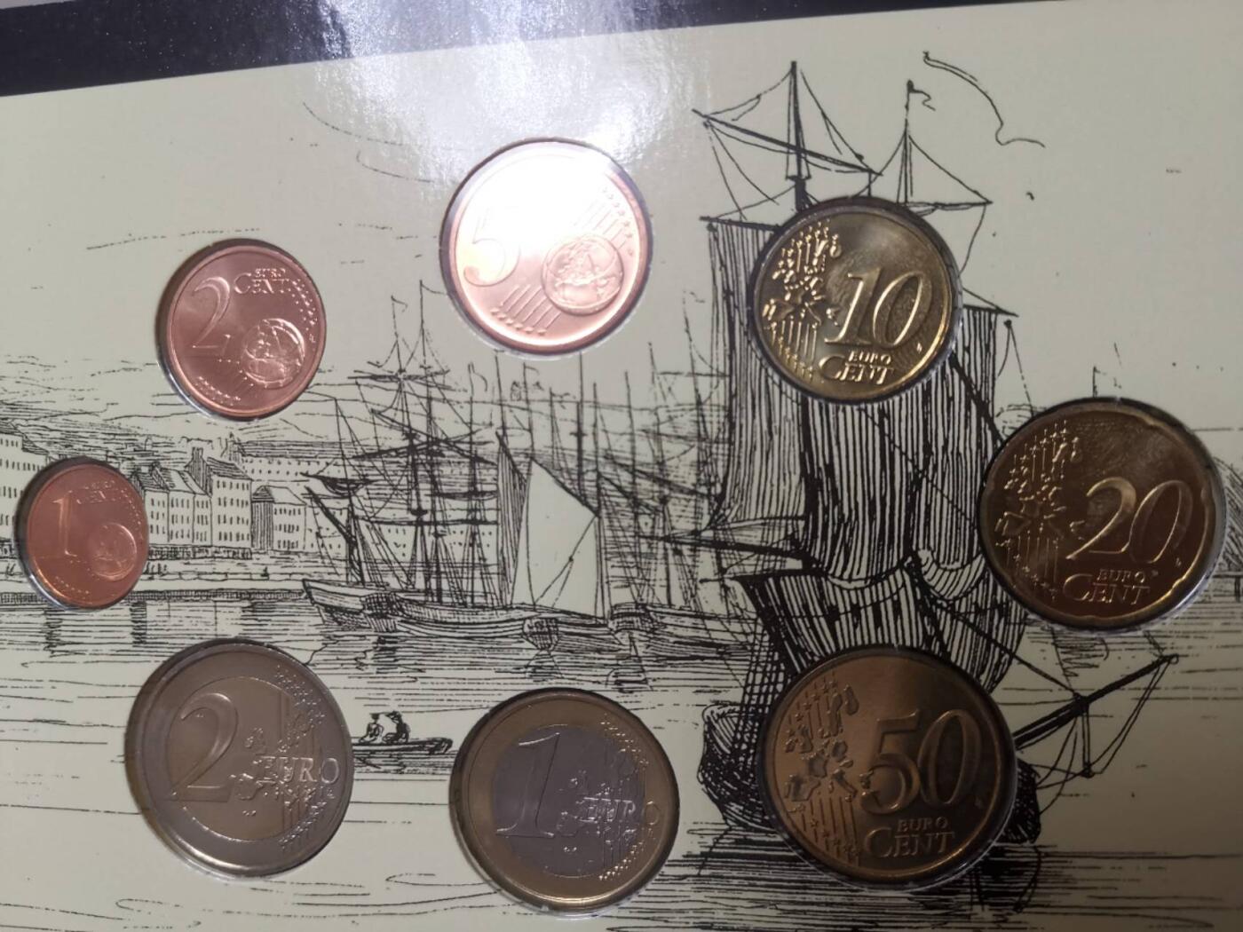 巨藏钱币第七期硬币场12月12号20点开拍 爱尔兰2004年O元套币官方原册