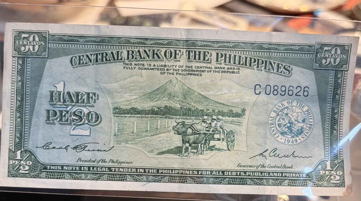 菲律宾1949年英联邦独立初期1/2比索