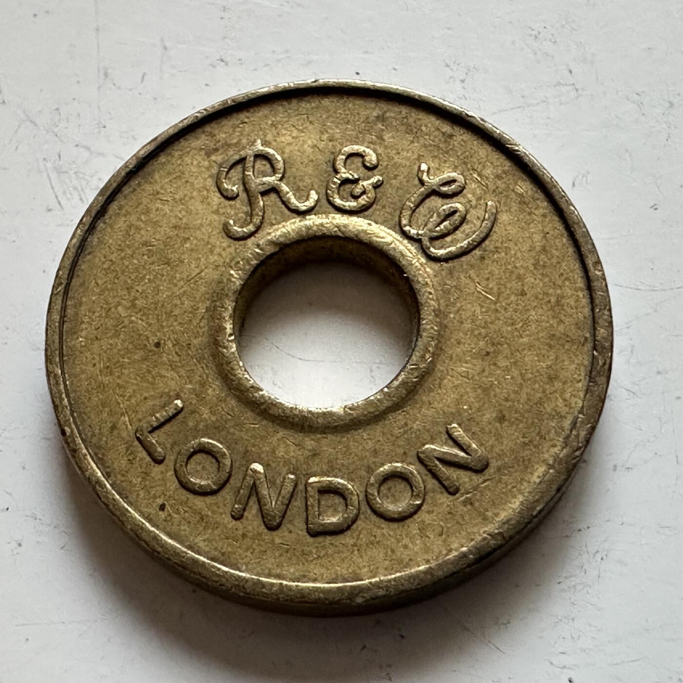 🌹外币初藏🌹🐯2025年第139场  每周二四六晚8️⃣点 接代拍 英国伦敦代用币21毫米