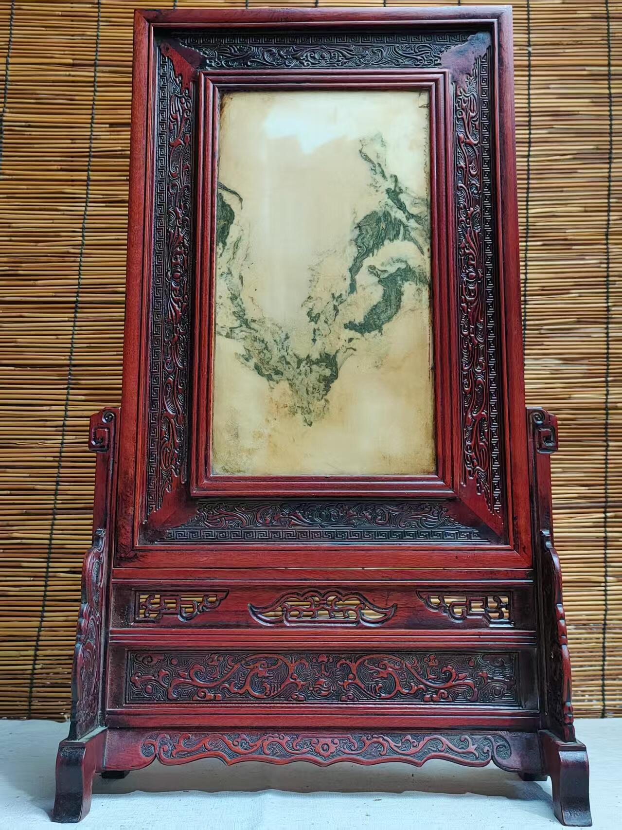 红木屏风  做工精湛  品相一流