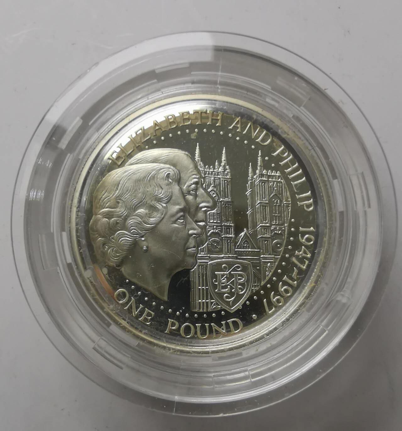 巨藏钱币第七期硬币场12月12号20点开拍 英国1997年1镑精制银币9.5克带证书