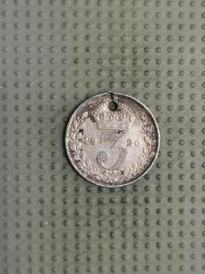 2025年第137场各国散币拍卖（总第137场） - 英国1920年3便士银币打孔