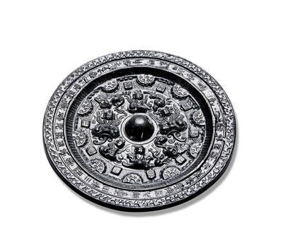 上海匡时2025年秋季拍卖会 中国历代钱币 铜镜专场 - 半圆方枚神人神兽镜 周铭：吾作明竟，幽湅三商，周刻无极，配象万疆，百精并存，□□□□，□贵安善，□□周刻无极，举乐众见□<br>方枚铭：吾作竟，幽湅三商，周刻无。