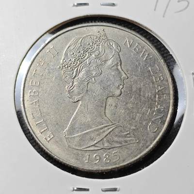 KK钱币收藏小铺 第377期  2月预留时间 周末发货 -  1985新西兰50分 加拿大代铸 浅雕版