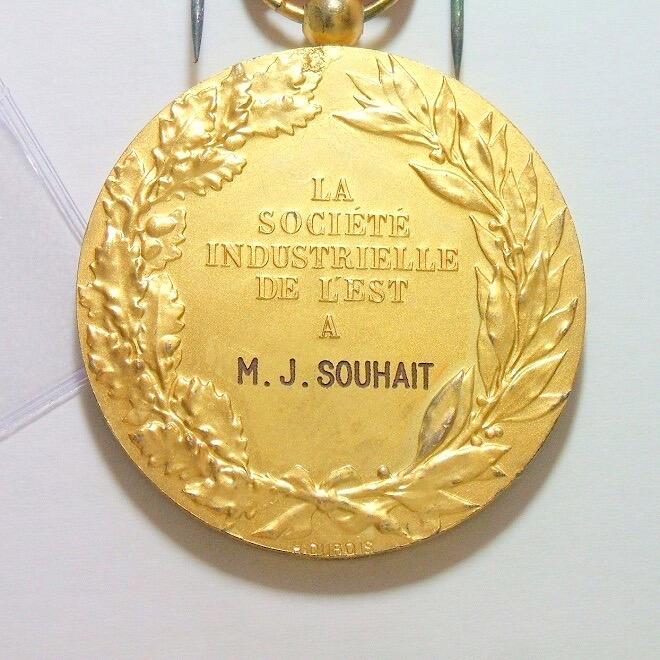 【银】法国1900年前后 女神头像高浮雕精制镀金大银章 带绶带 40MM 40克