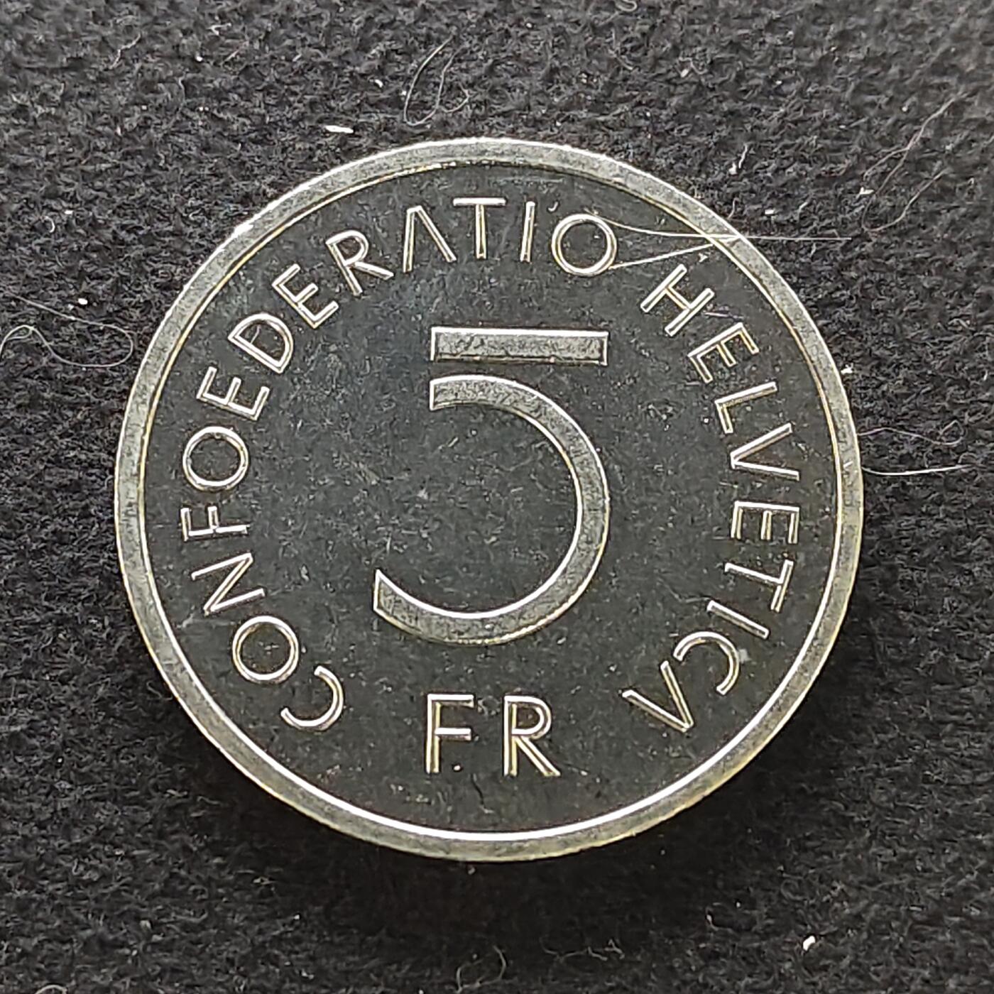 【全场包邮】纯粹捡漏拍486场（免费代拍第23场） 瑞士1976年5法郎勃艮第穆尔滕战役500周年纪念币