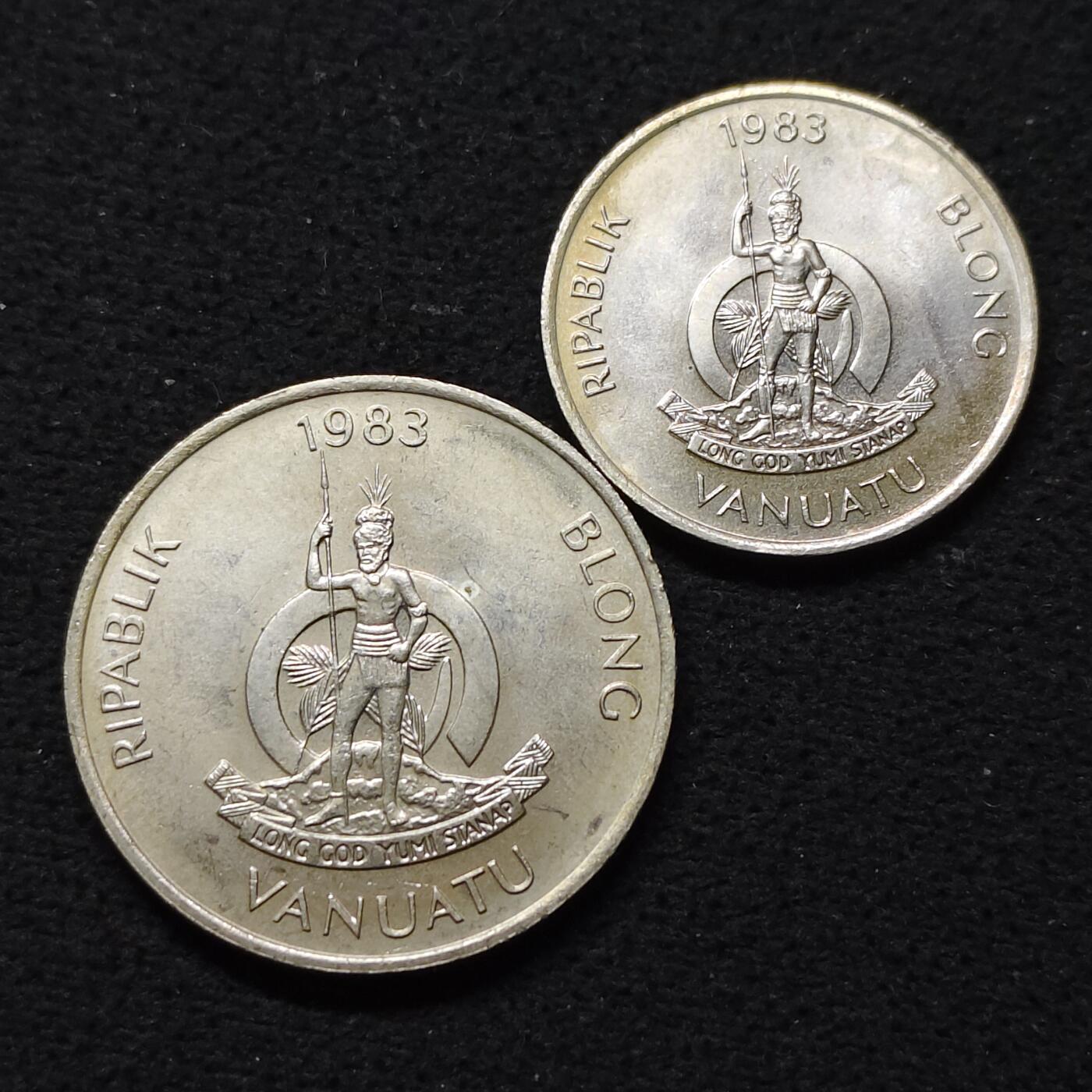 【全场包邮】纯粹捡漏拍484场（免费代拍第21场） 瓦努阿图1983年椰子蟹10-20瓦图2枚一组