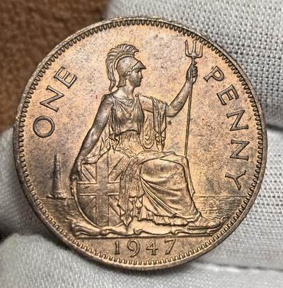 外国优质老铜币银币持续添加中，周六九点倒数截拍，满百包邮，可寄存半年，喜欢朋友微信扫描二维码可直接参拍 - 原光英国1947年大便士