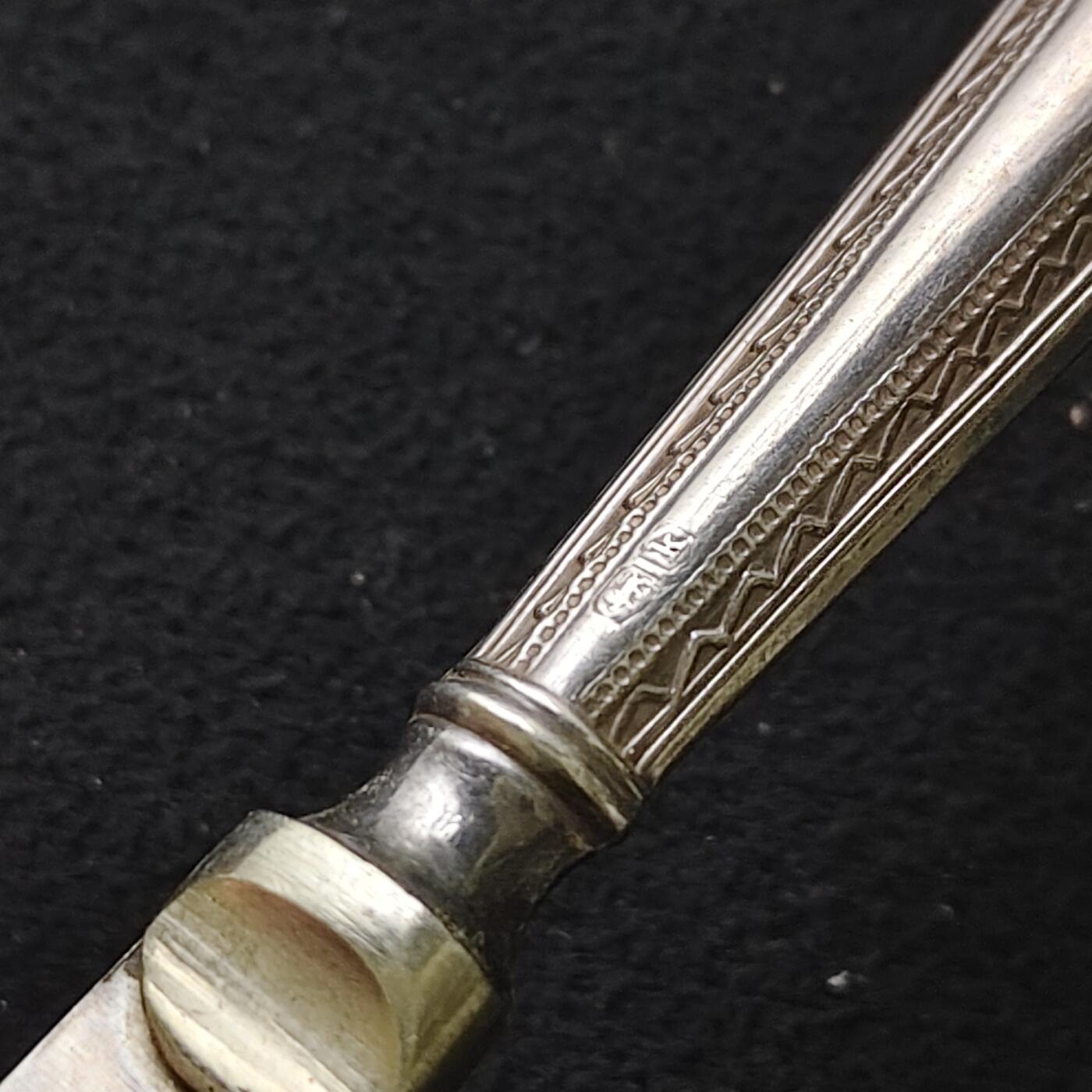 【全场包邮】纯粹捡漏拍485场（免费代拍第22场） 【杂件】英国诺贝尔1928年银手柄不锈钢黄油刀整盒6把一套盒装