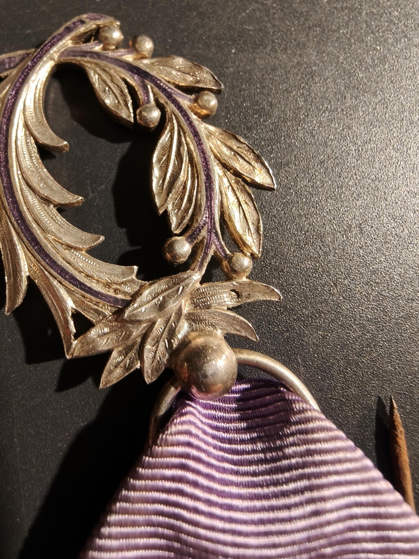 老王徽章第169期 法国骑士级棕榈叶勋章    原盒    银质珐琅    带银标