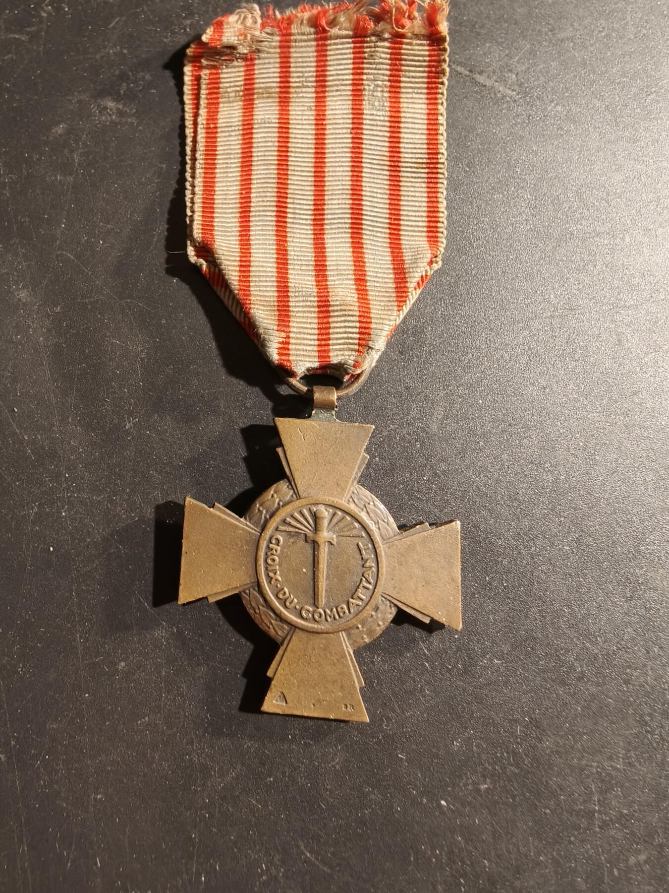 老王徽章第169期 法国战斗十字奖章