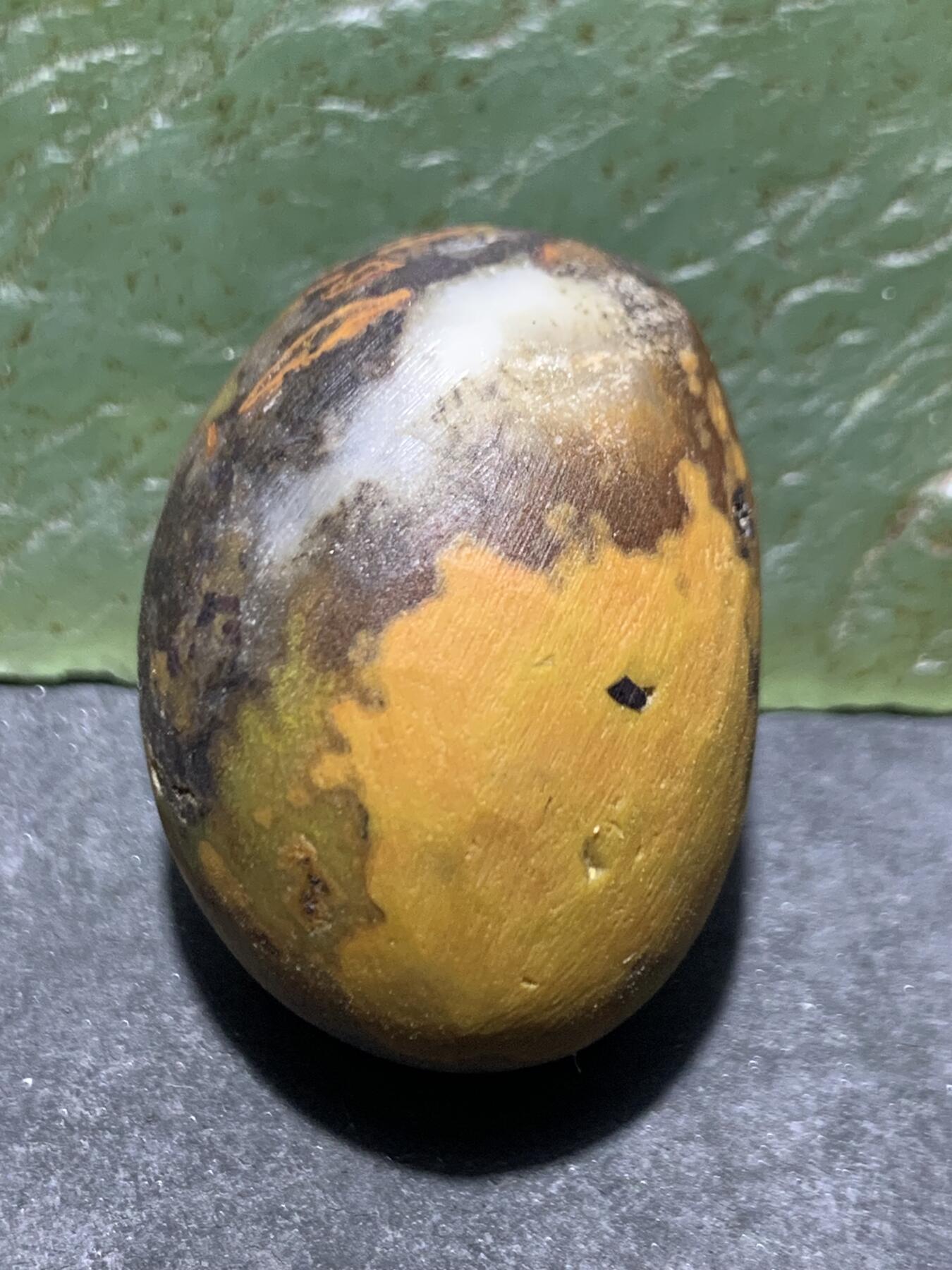 精美战国红玛瑙明料原石一个，