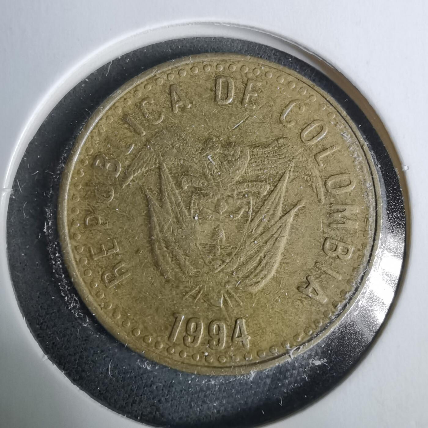 沼泽如烟--第929场 哥伦比亚1994年100比索